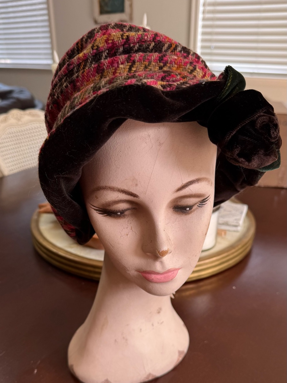 Wool Grevi Pink Burgundy Multi-Color Velvet-Trim Women's Cloche Hat